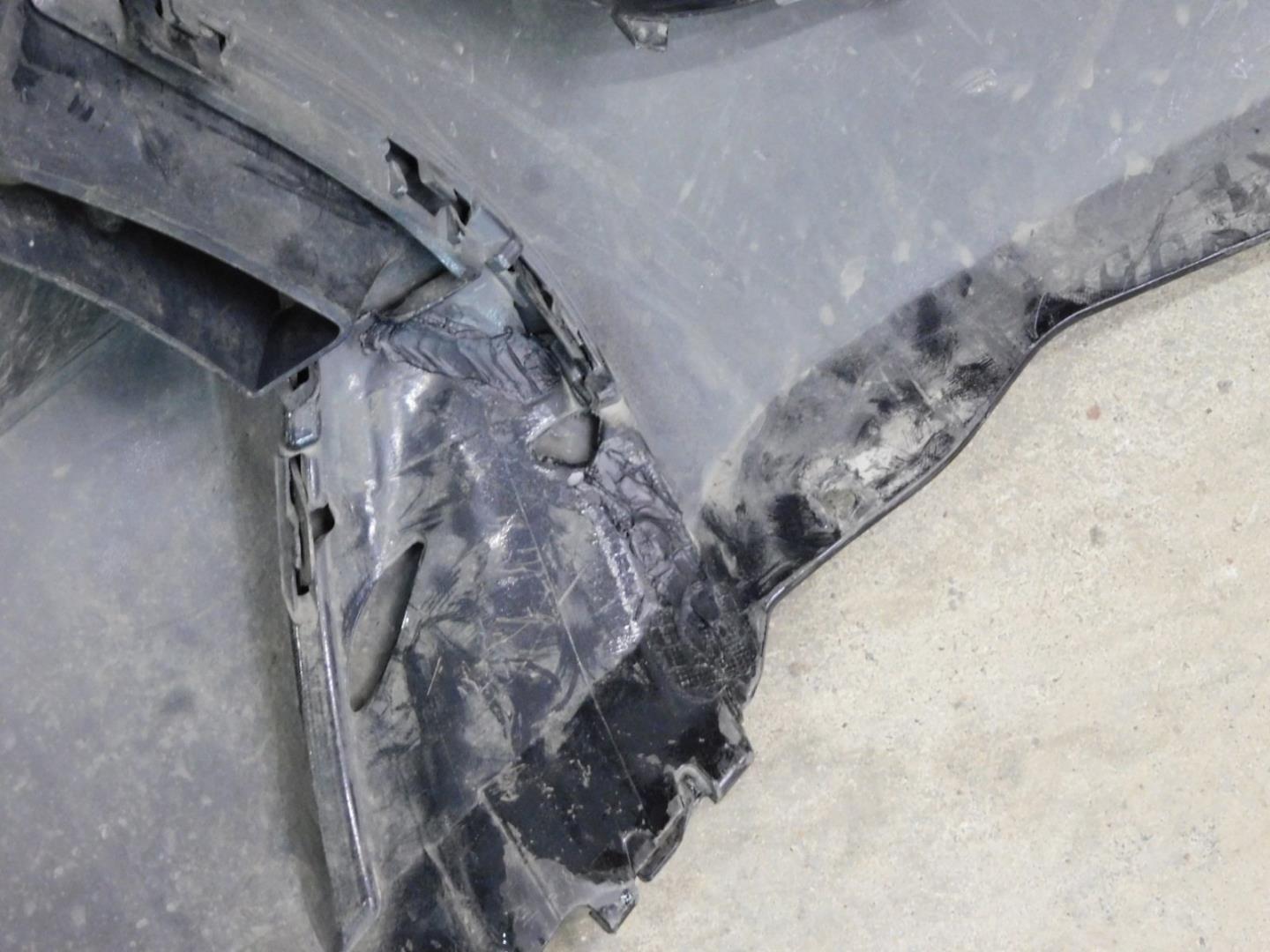 Бампер передний