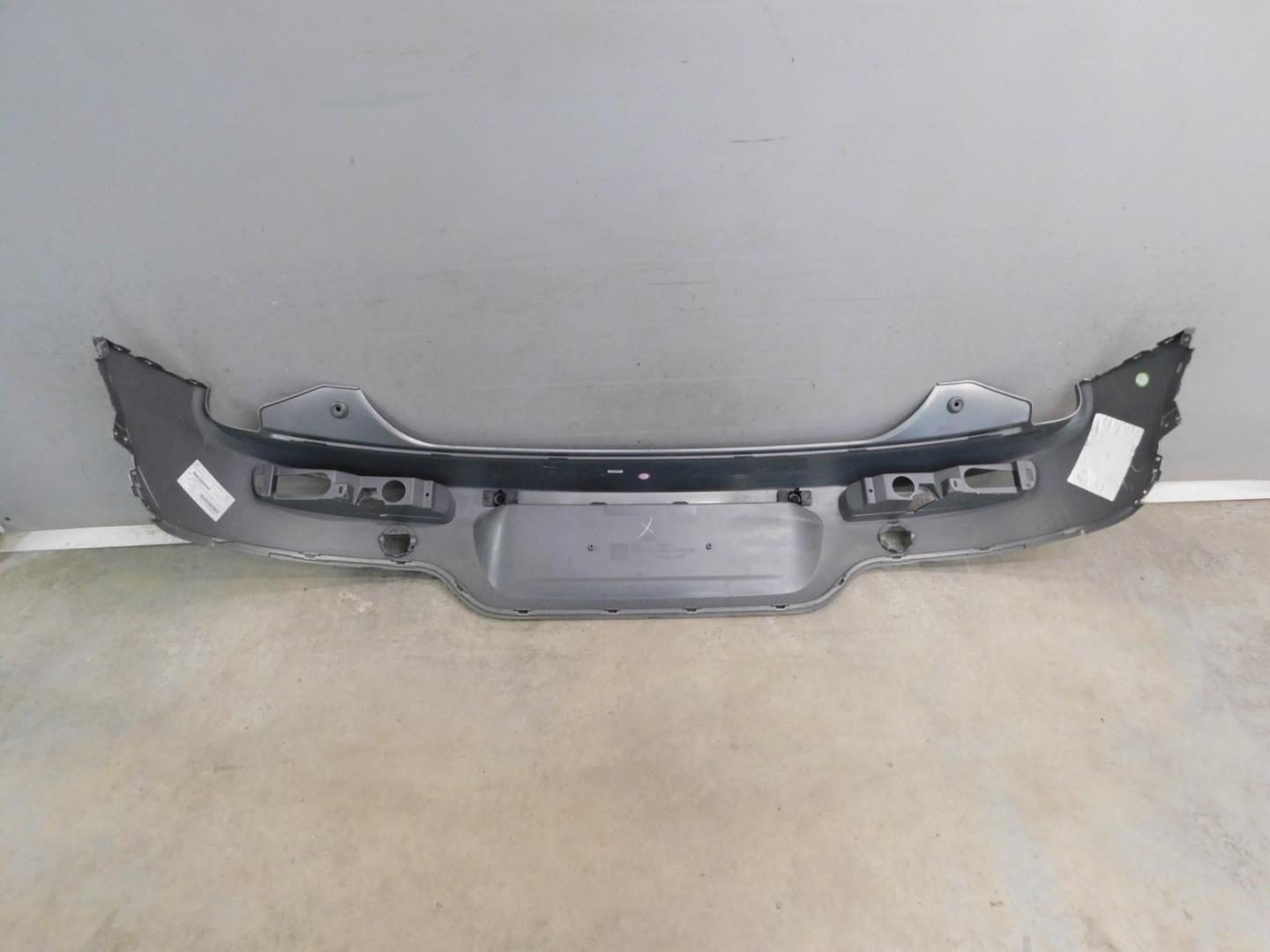 Бампер задний