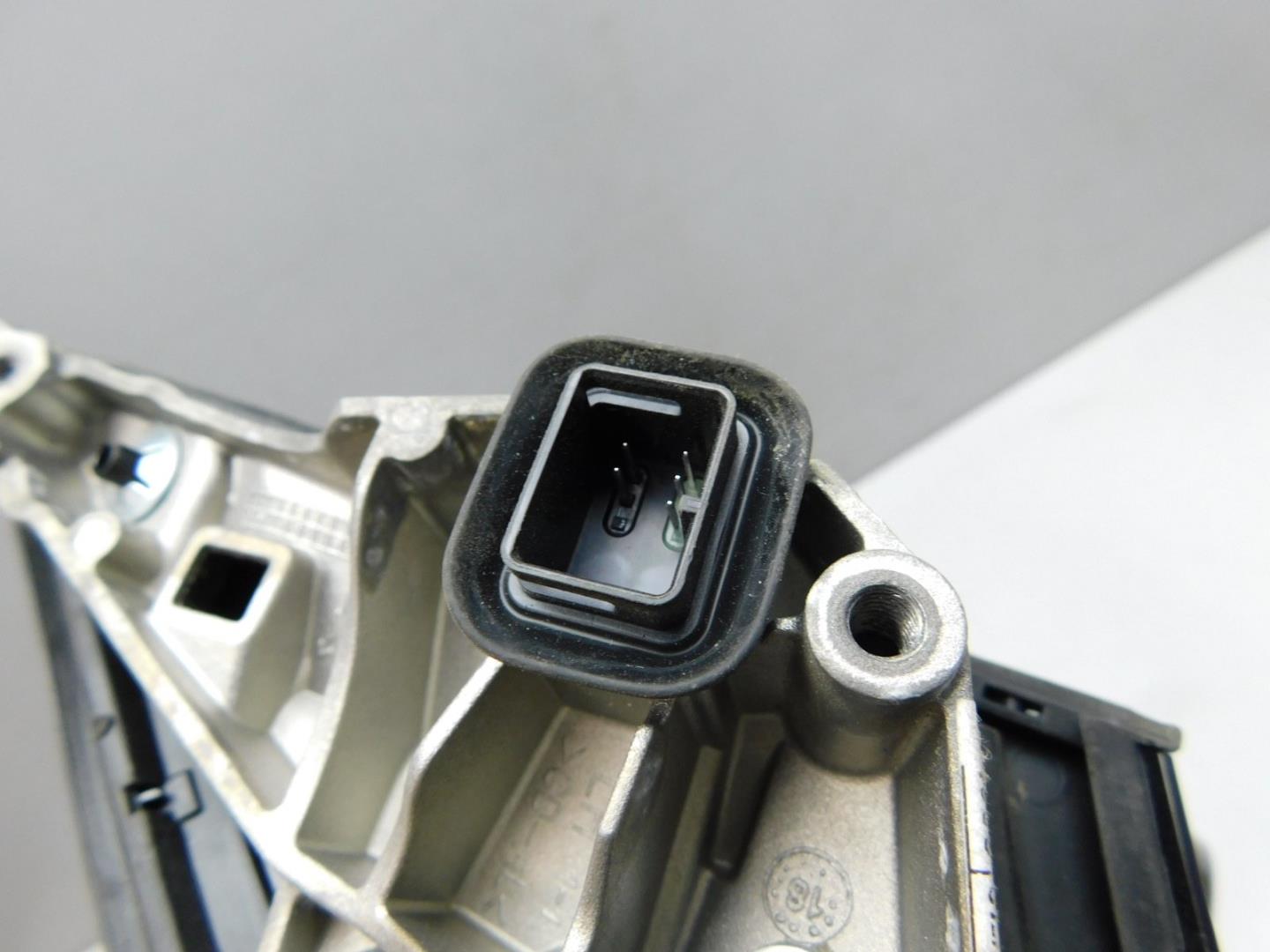 Зеркало левое электрическое