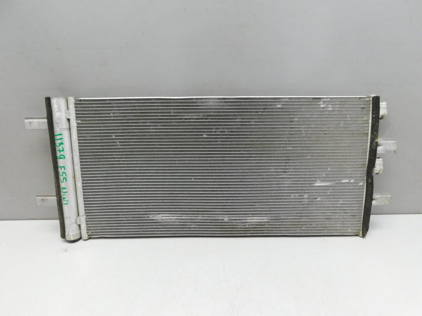 Радиатор кондиционера / конденсер