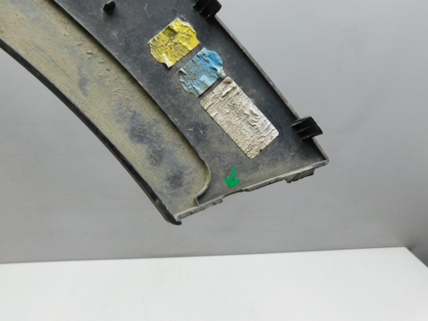 Накладка переднего крыла левого