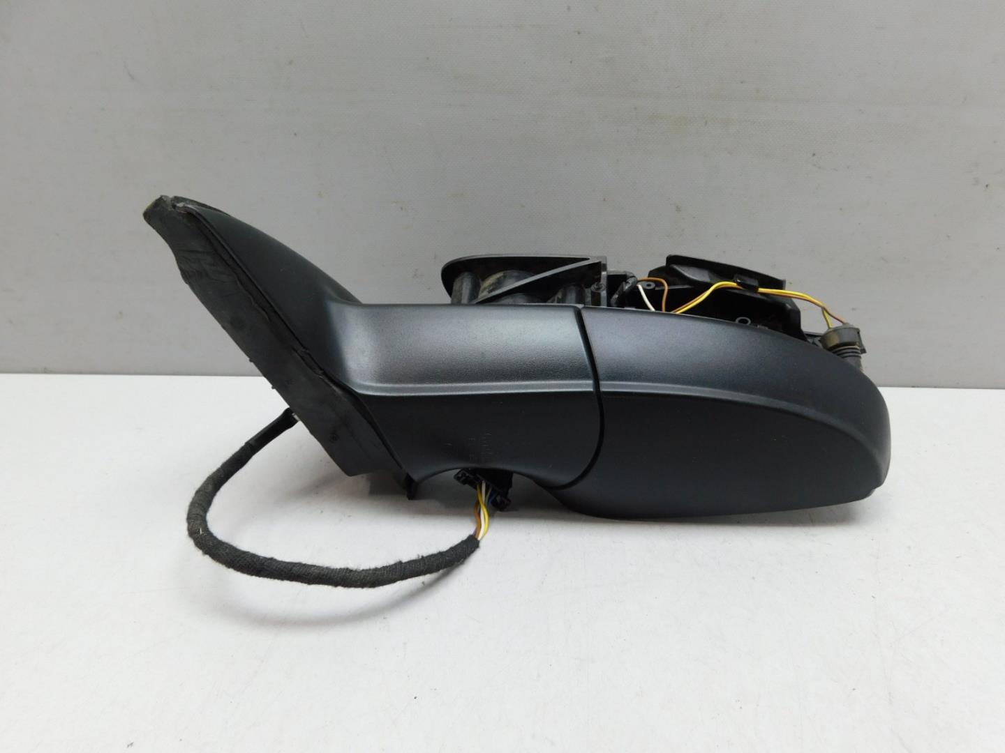 Зеркало левое электрическое