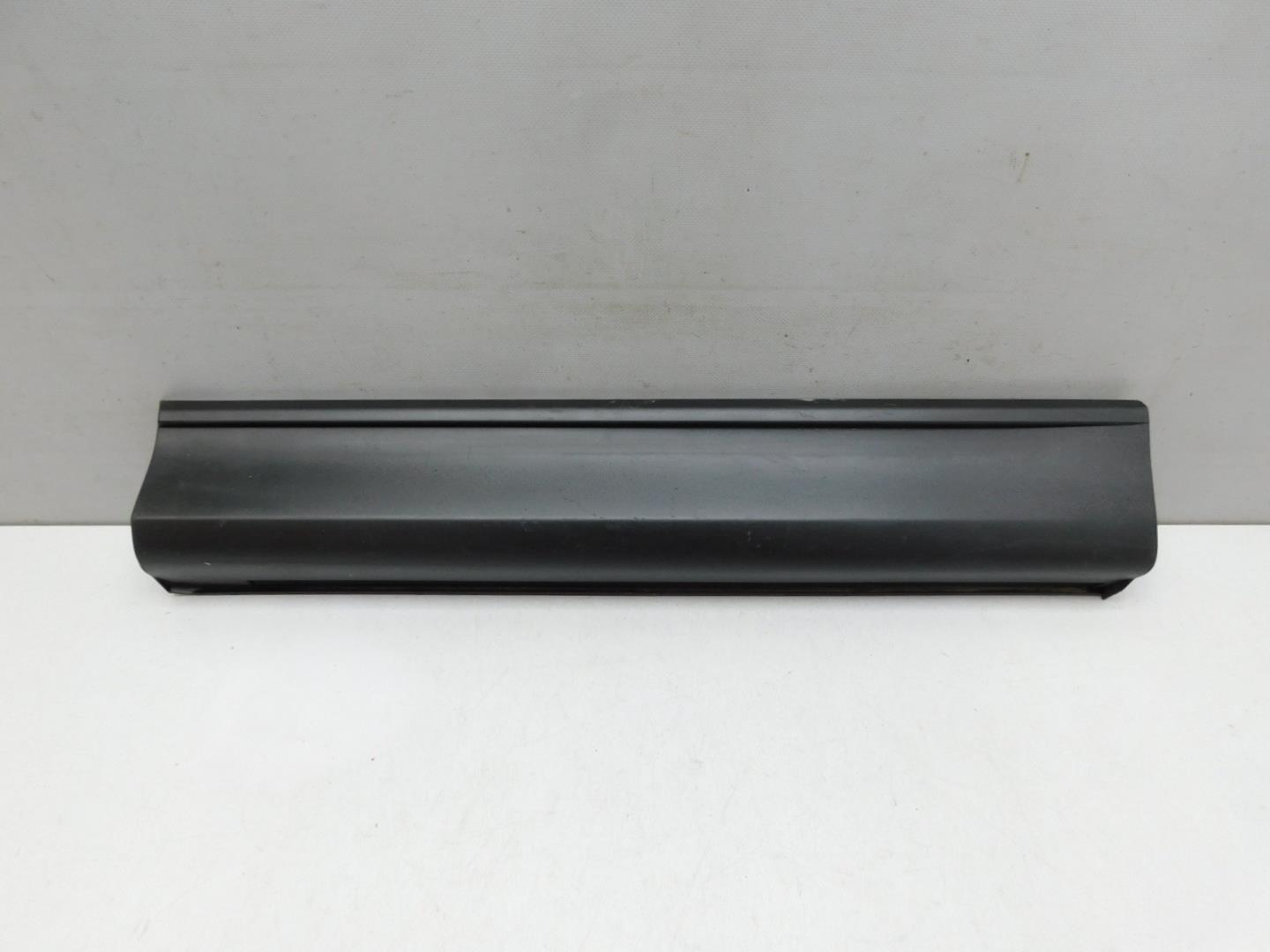 Накладка двери задней левой