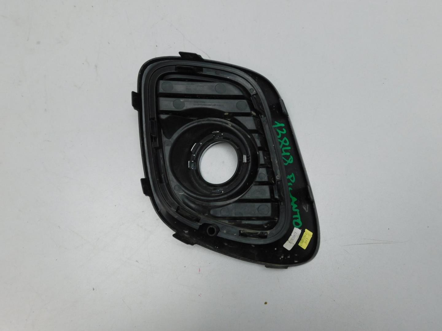 Решетка в бампер левая