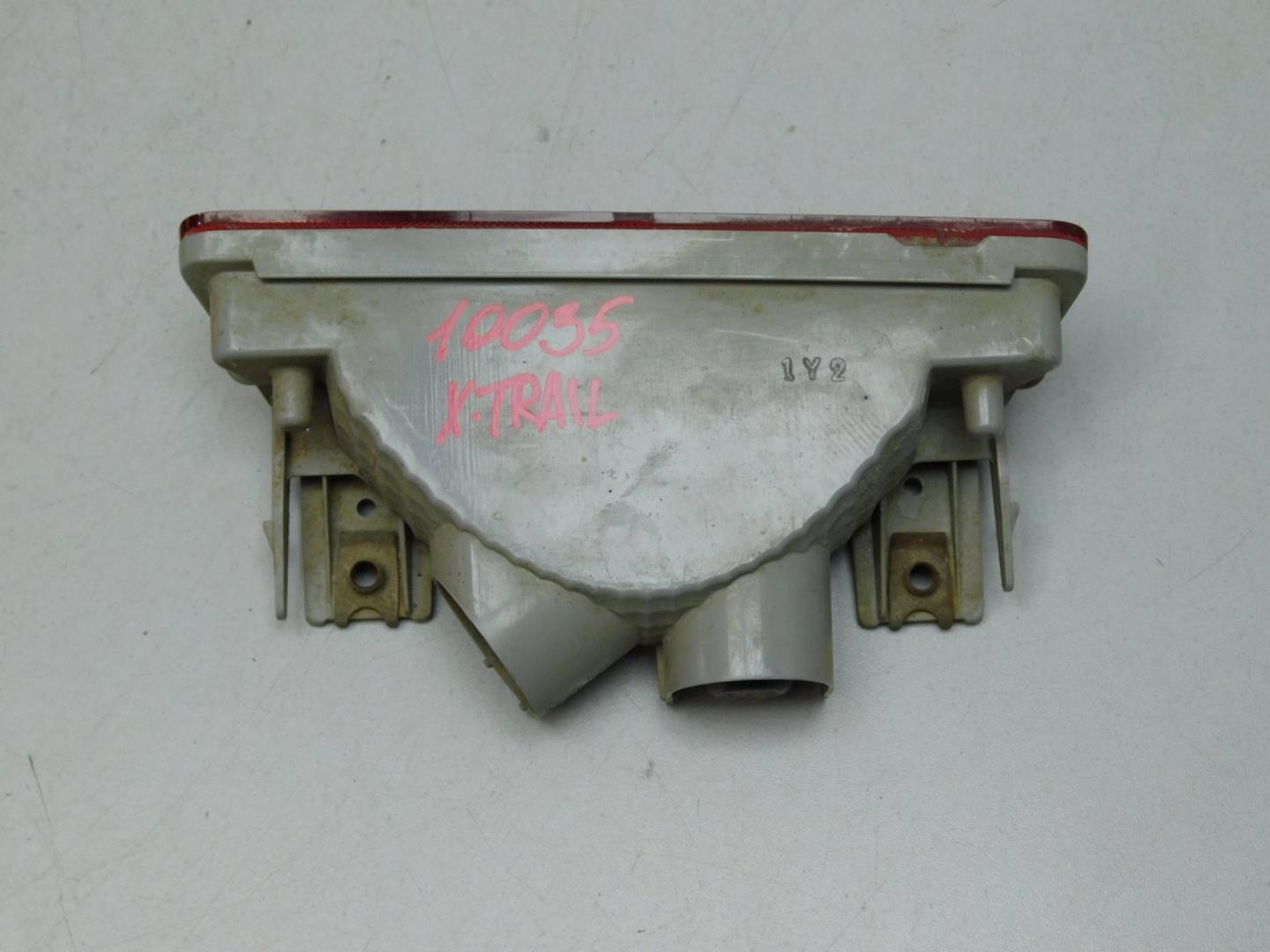 Фонарь задний в бампер