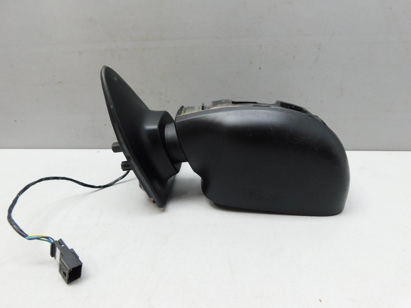 Зеркало левое электрическое