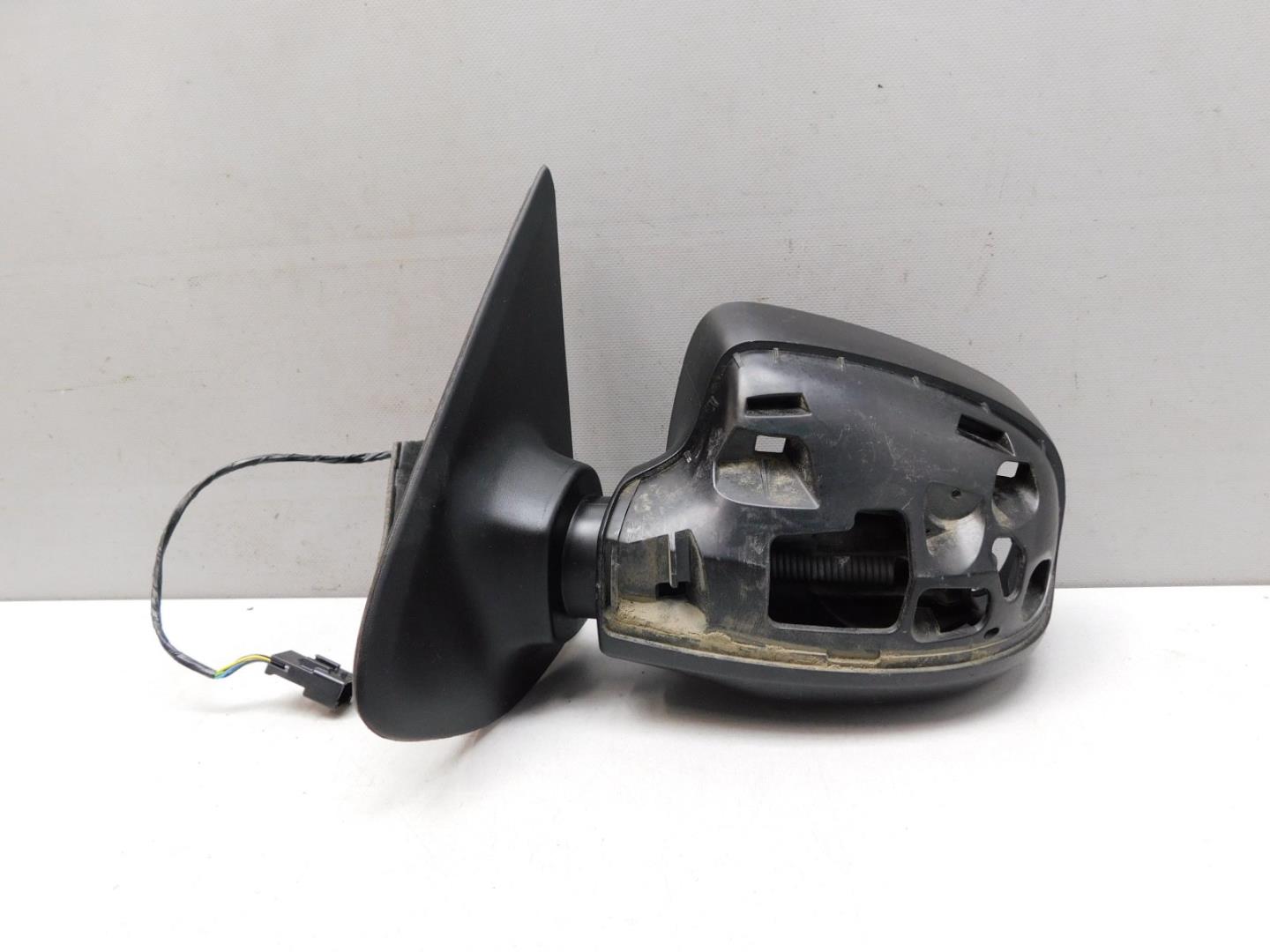 Зеркало левое электрическое