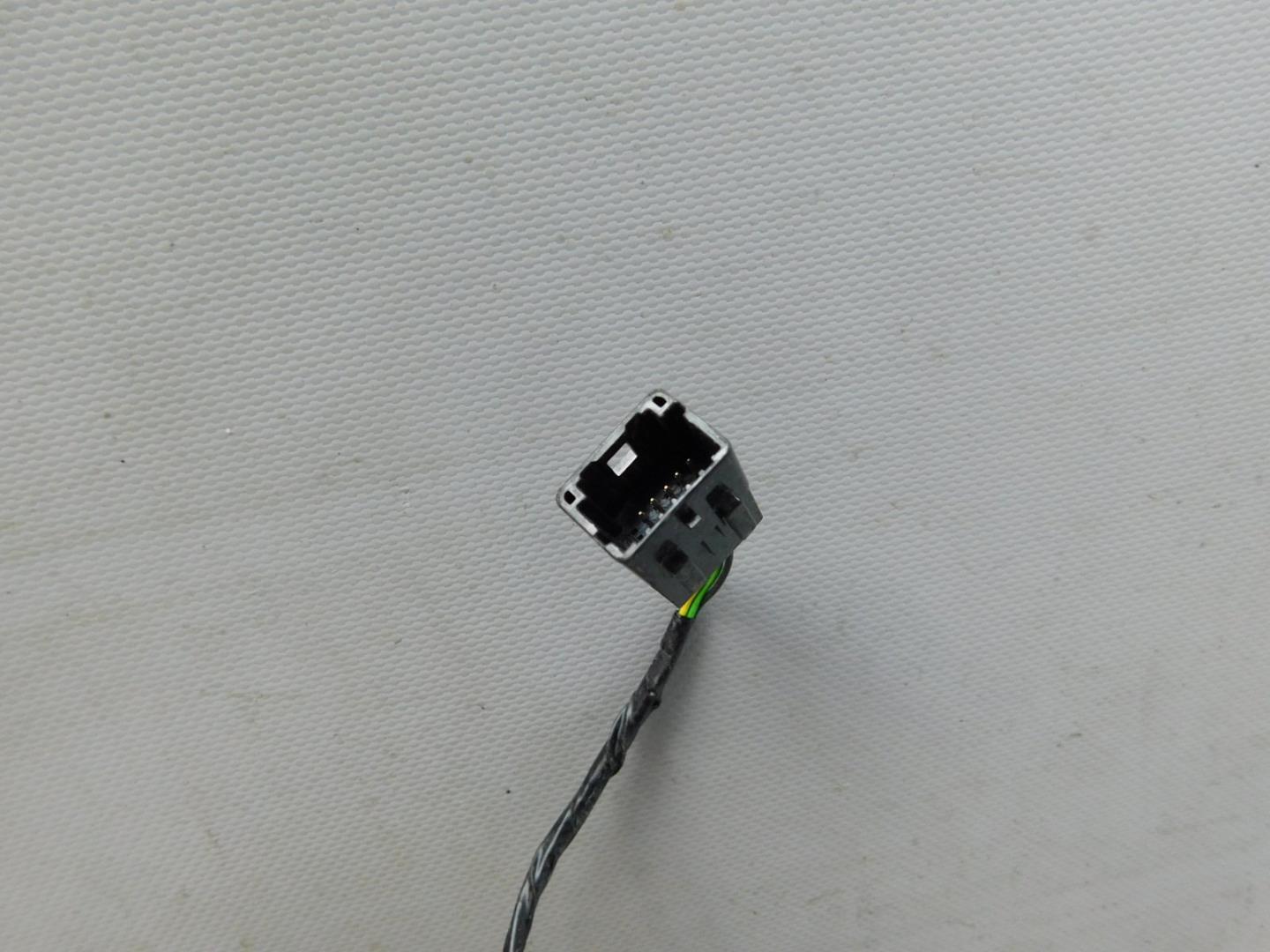 Зеркало левое электрическое