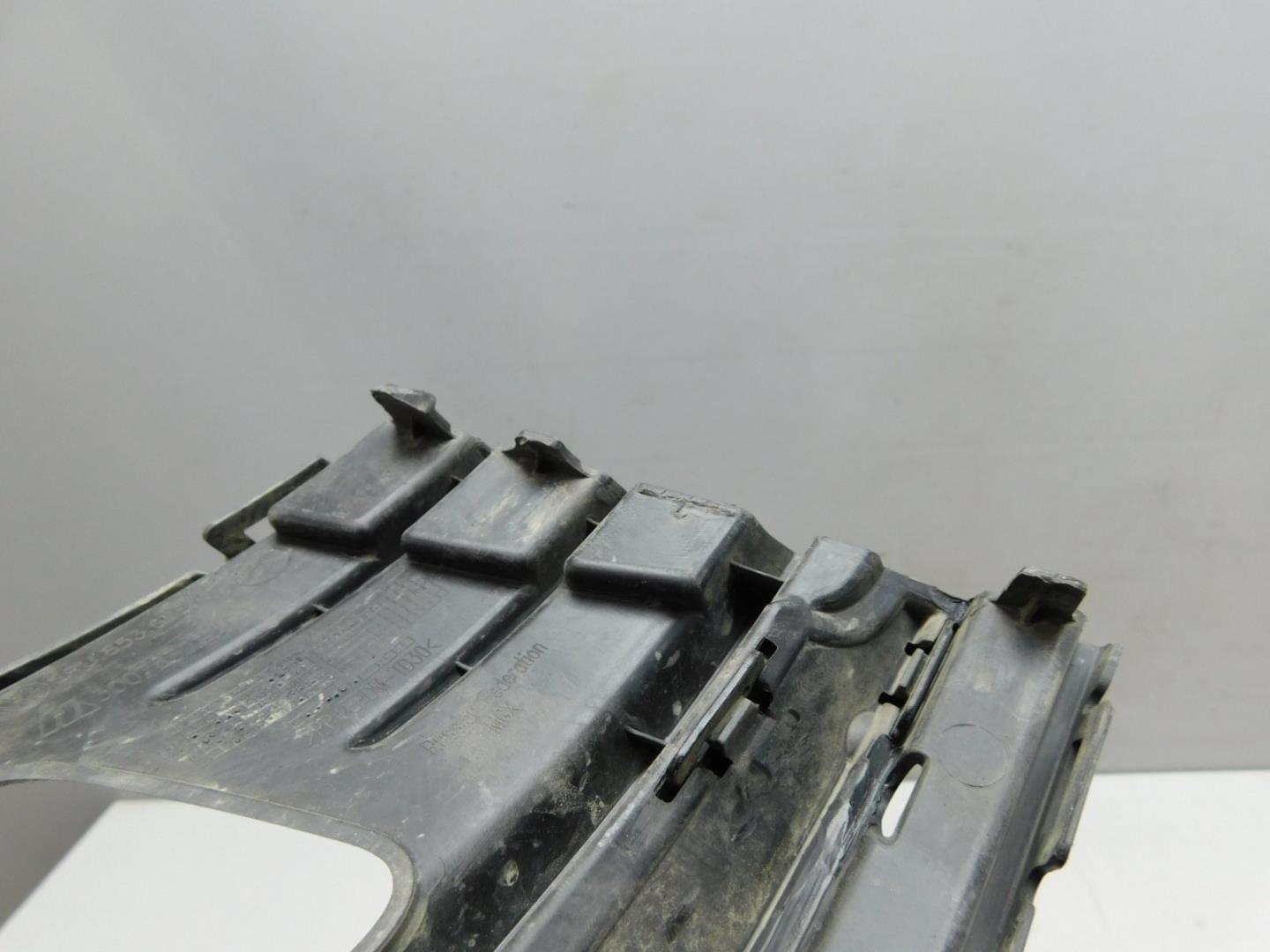 Решетка в бампер левая