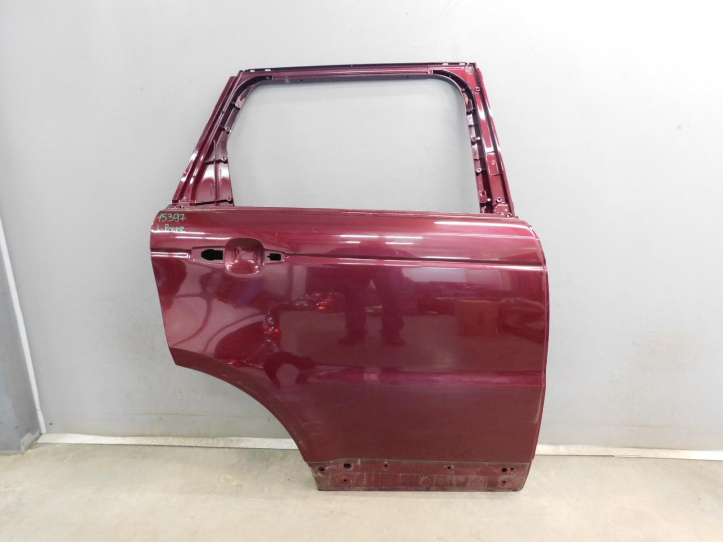 Дверь задняя правая