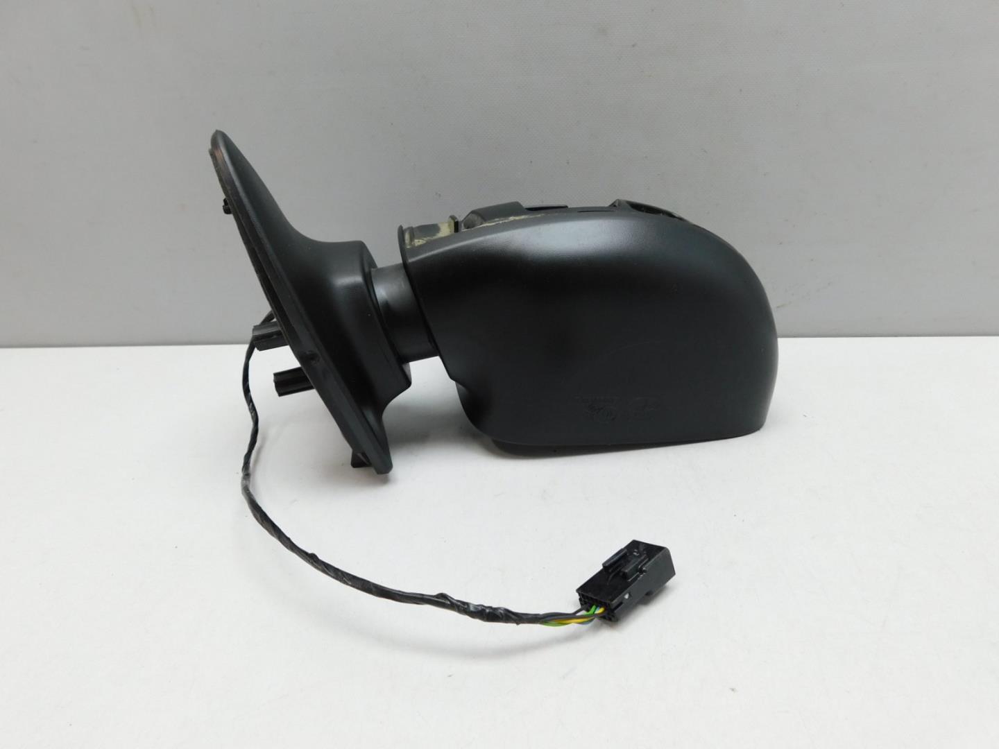 Зеркало левое электрическое