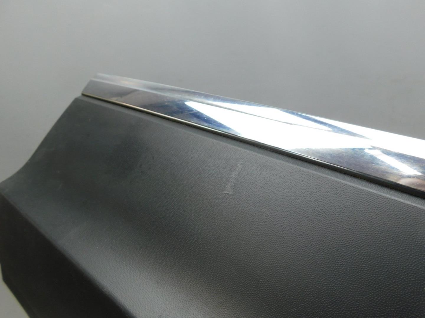 Накладка двери задней левой