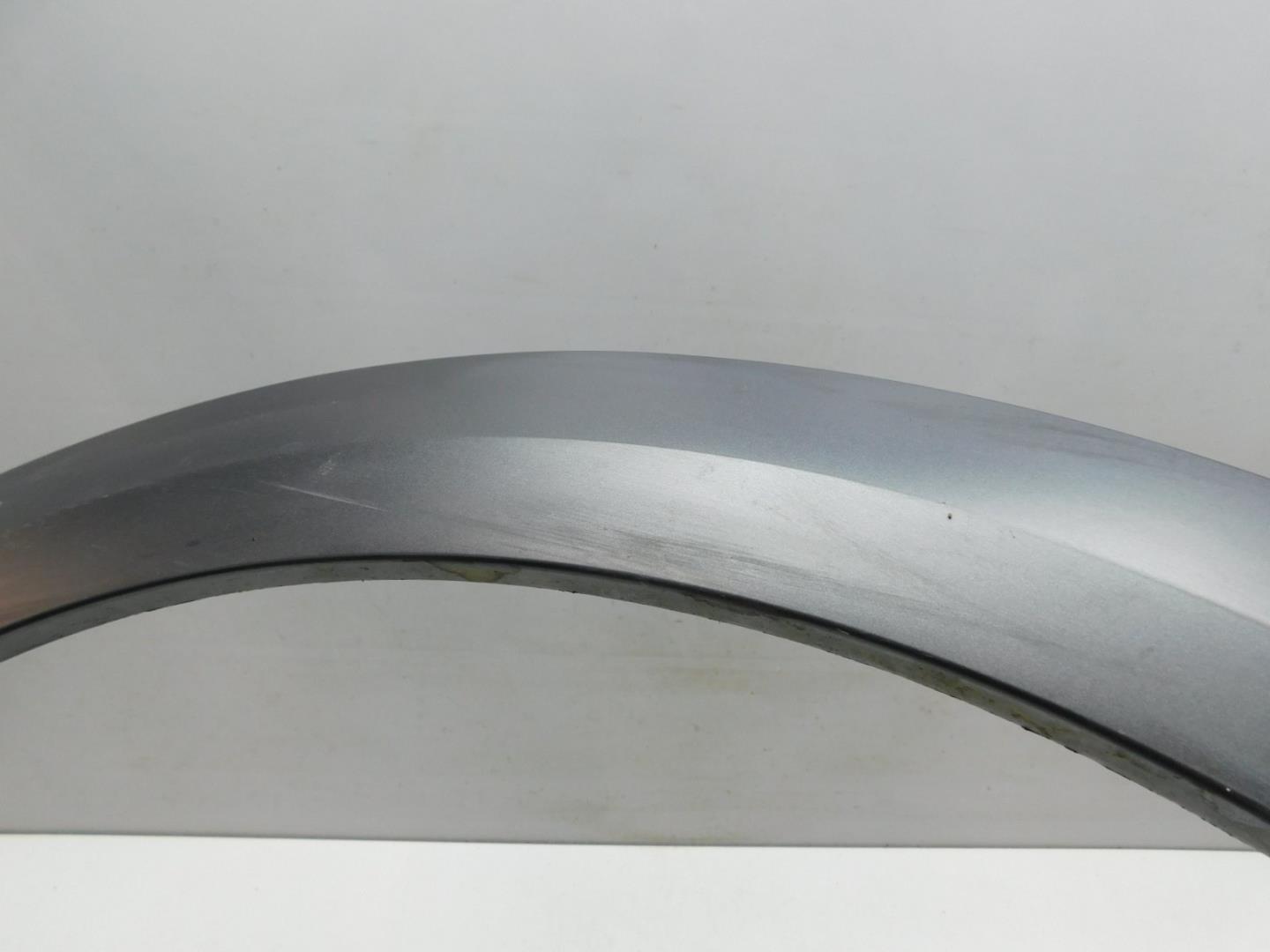 Накладка заднего крыла правого