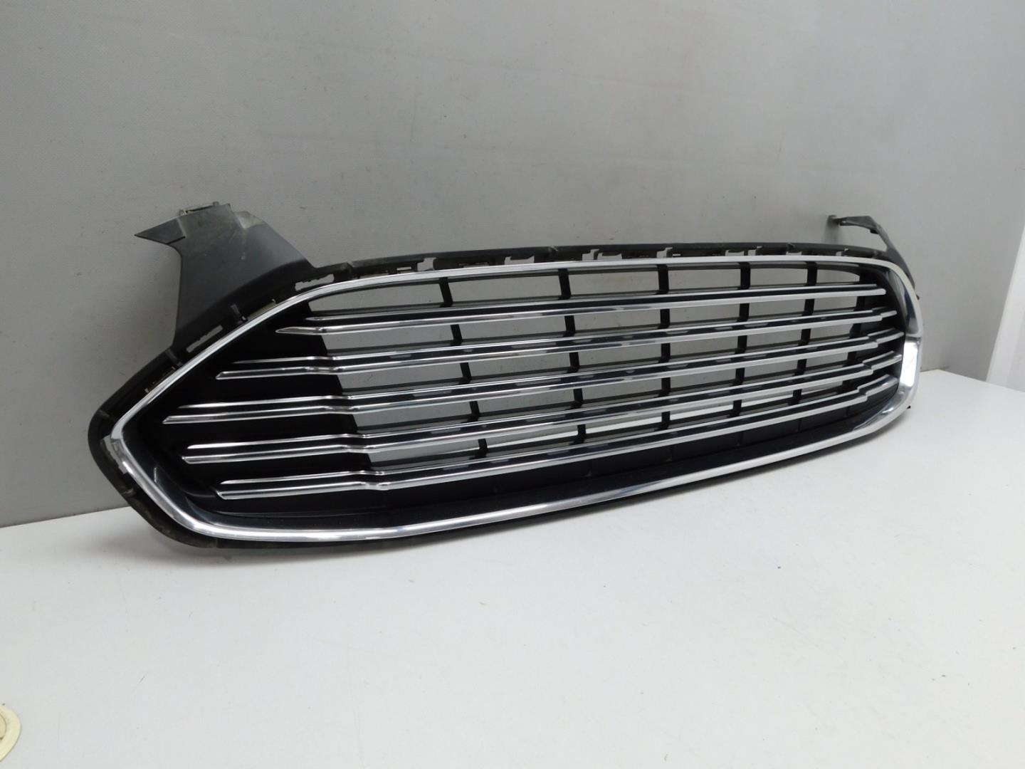 Решетка радиатора