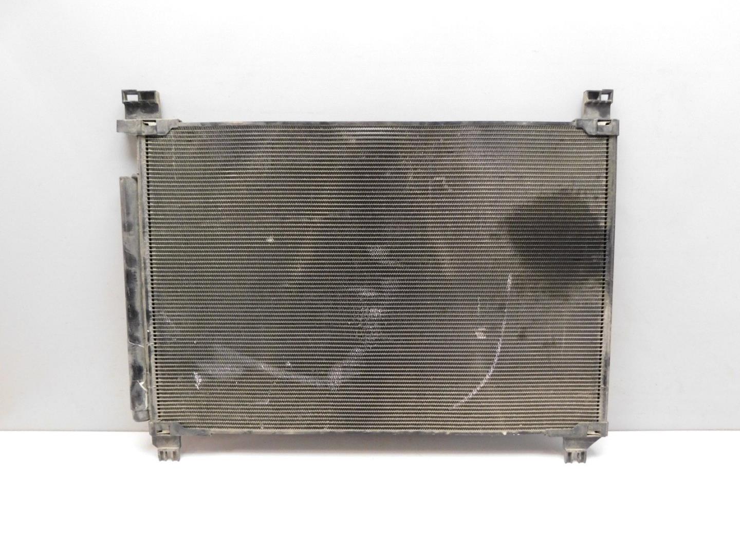 Радиатор кондиционера / конденсер