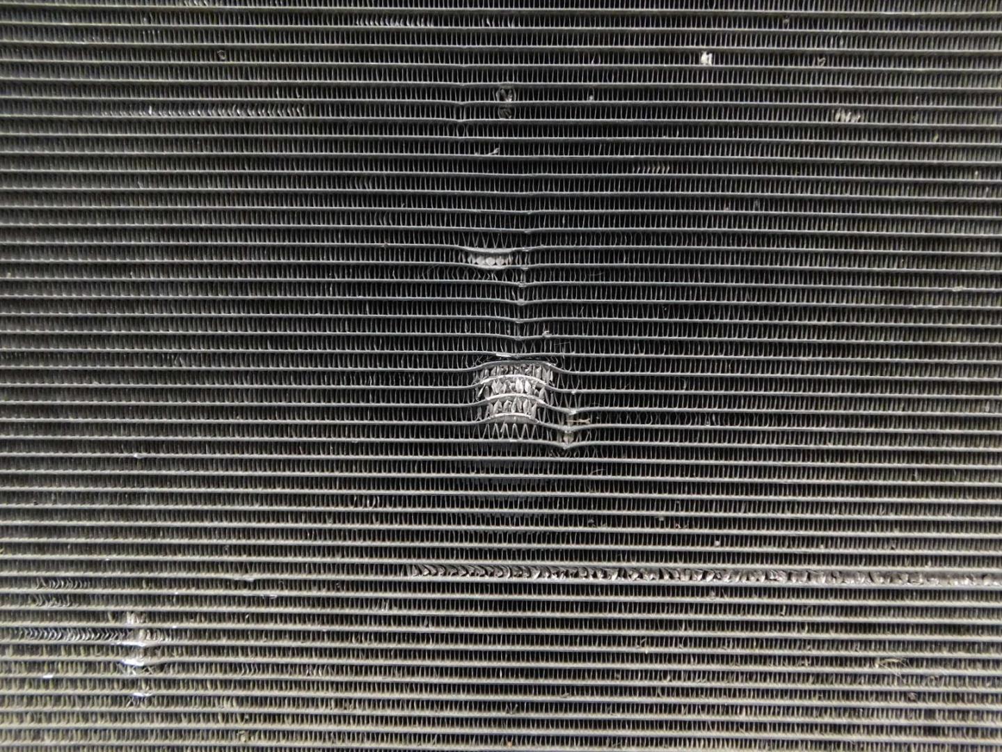 Радиатор кондиционера / конденсер