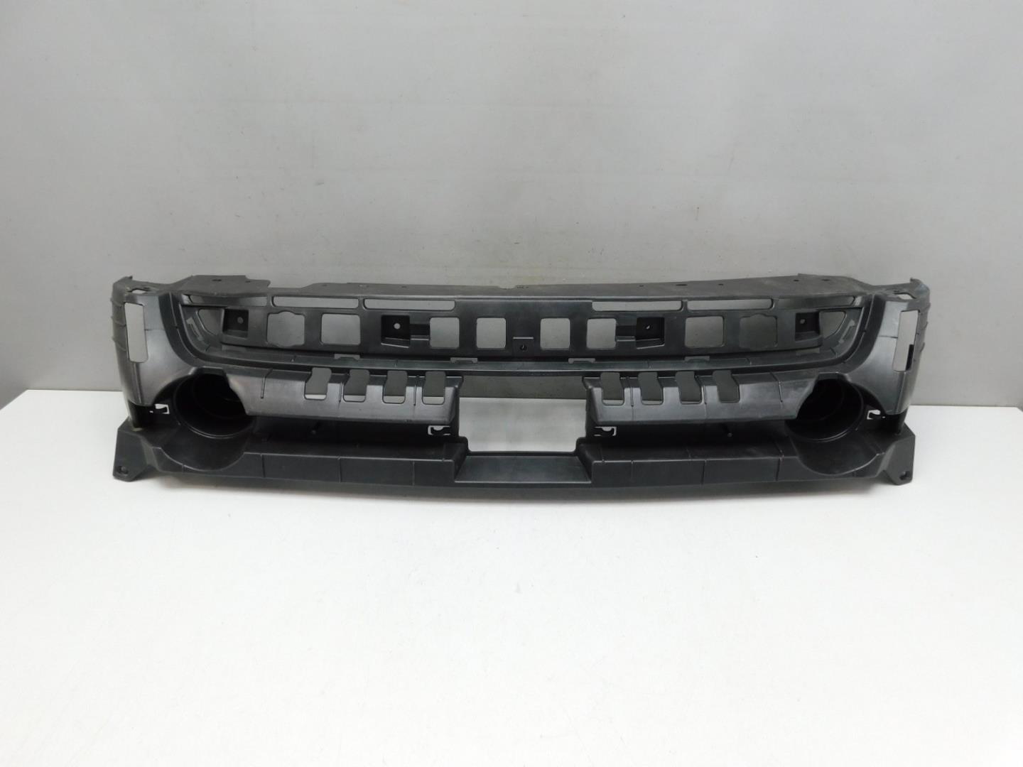 Усилитель переднего бампера