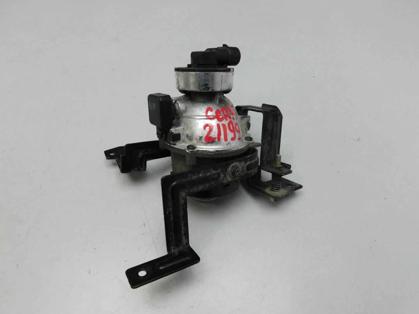 Фара противотуманная правая