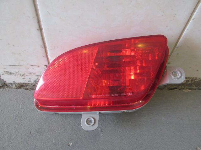 Фонарь задний в бампер левый