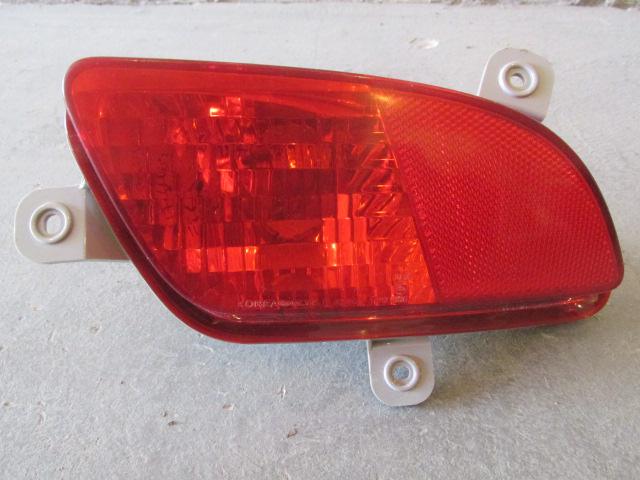 Фонарь задний в бампер правый