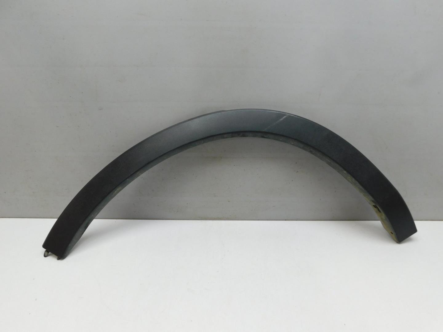 Накладка заднего крыла правого