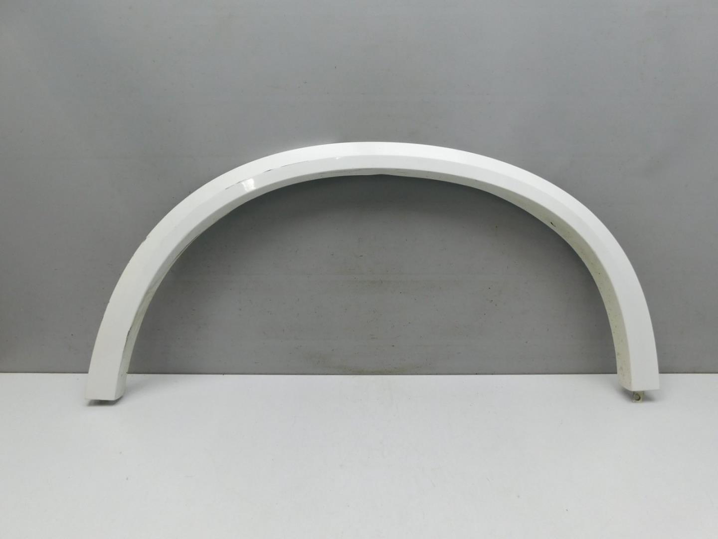 Накладка заднего крыла левого