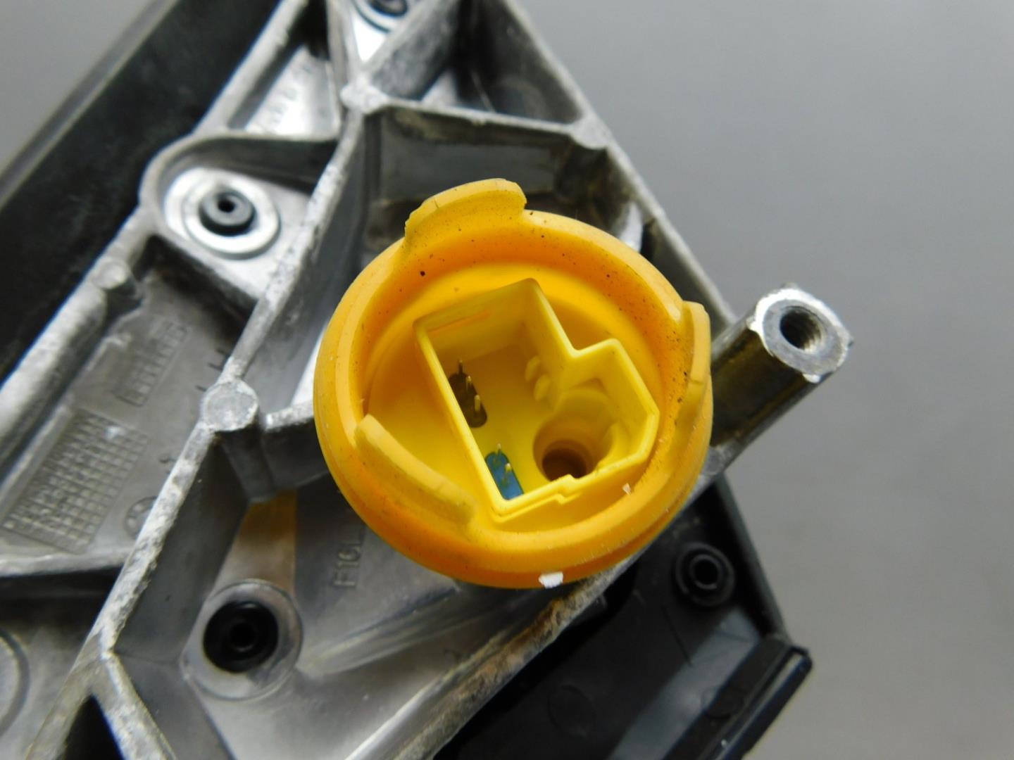 Зеркало левое электрическое