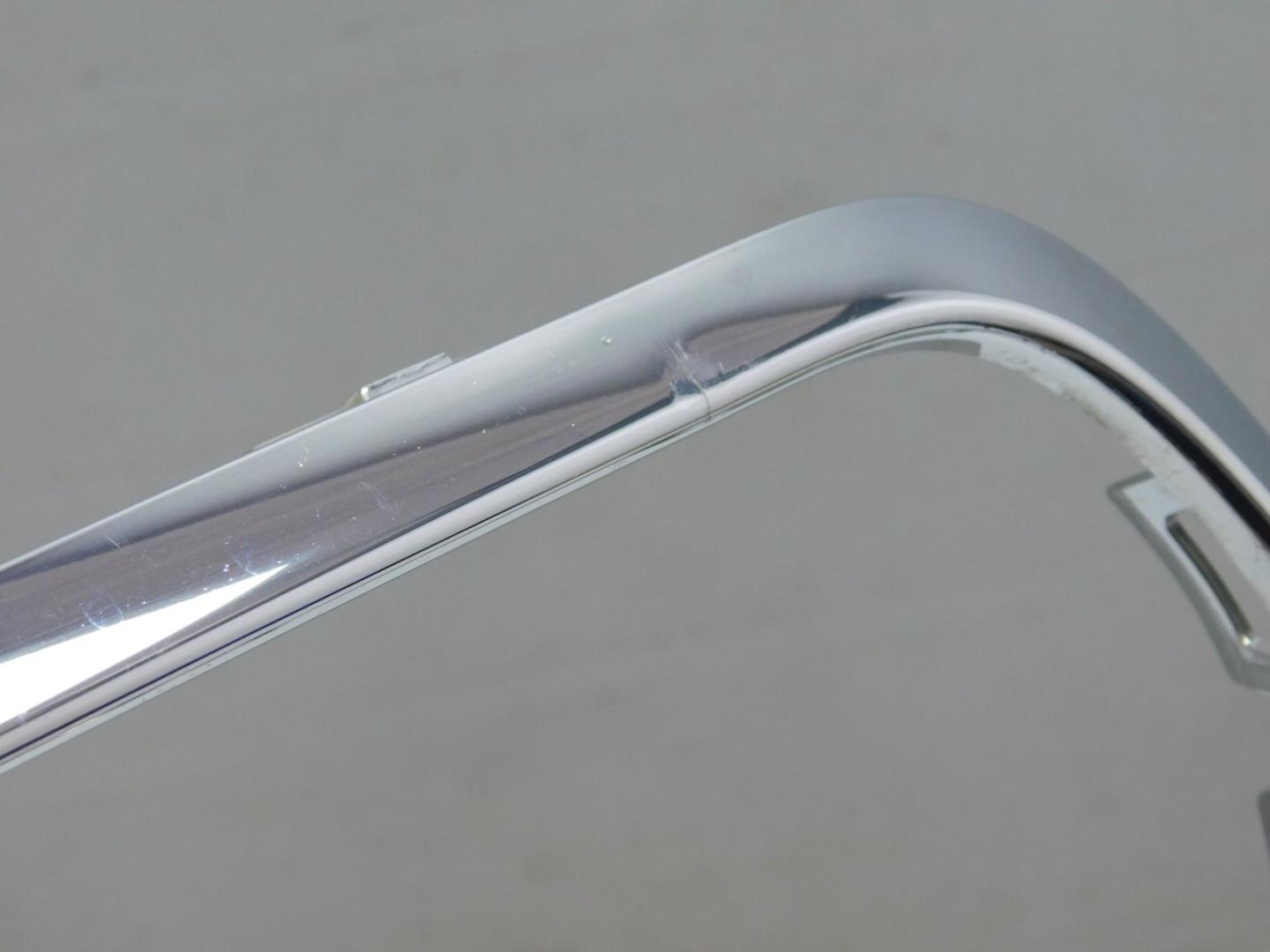 Накладка на решетку радиатора