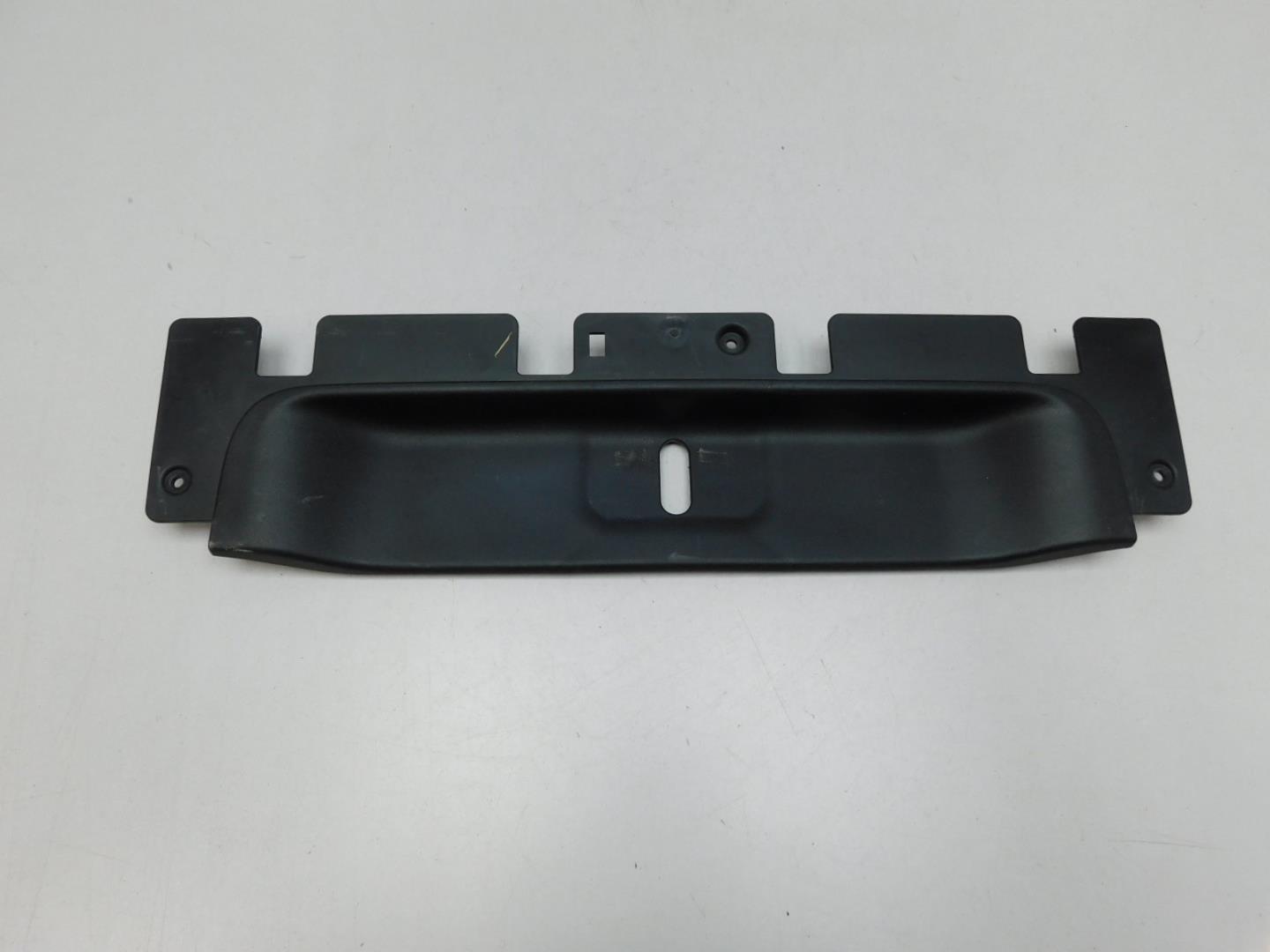 Обшивка багажника