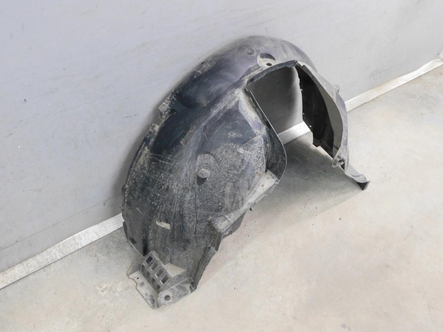 Локер передний левый