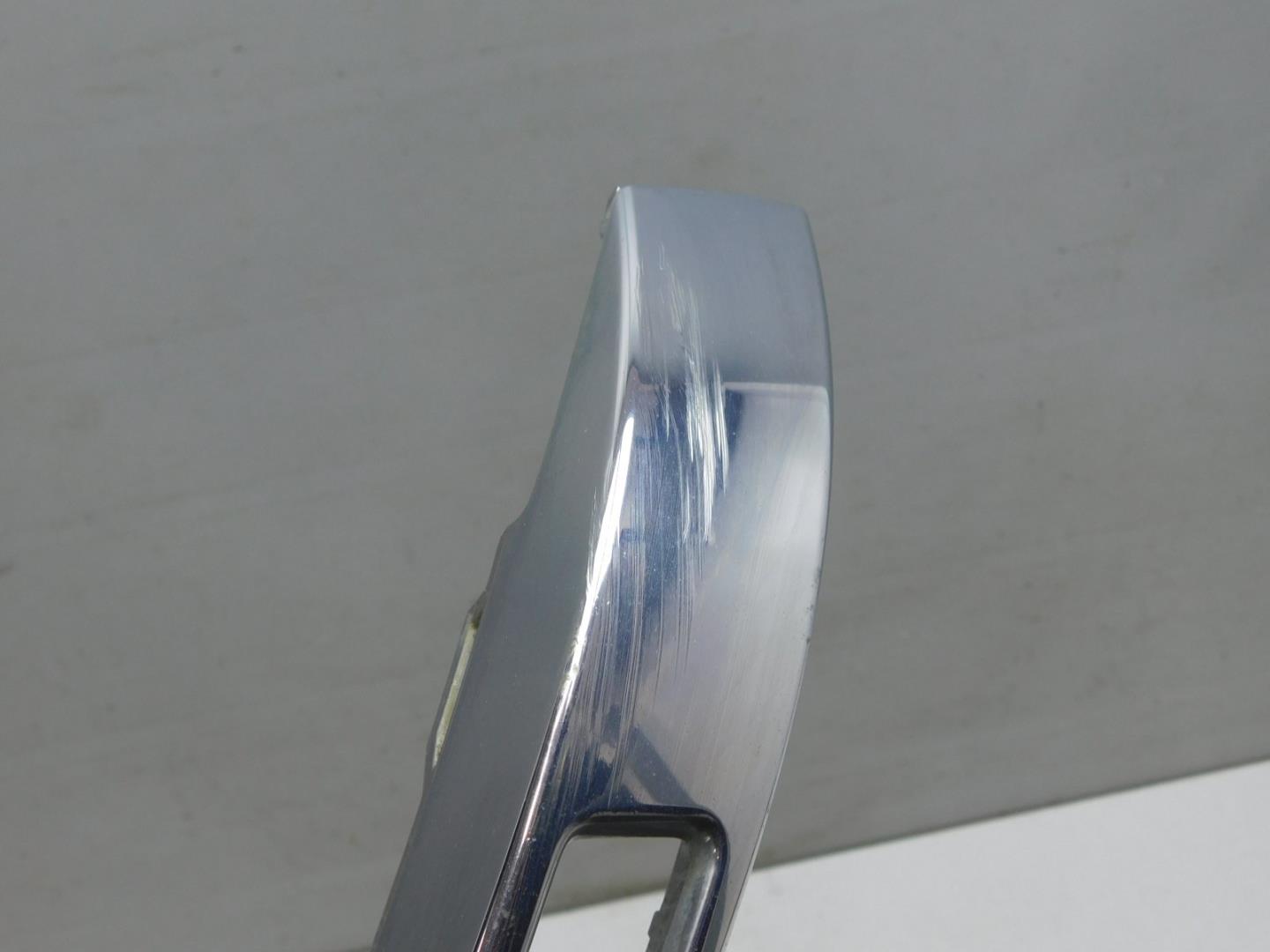 Накладка переднего бампера