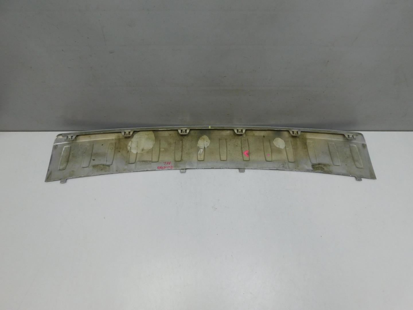 Накладка заднего бампера