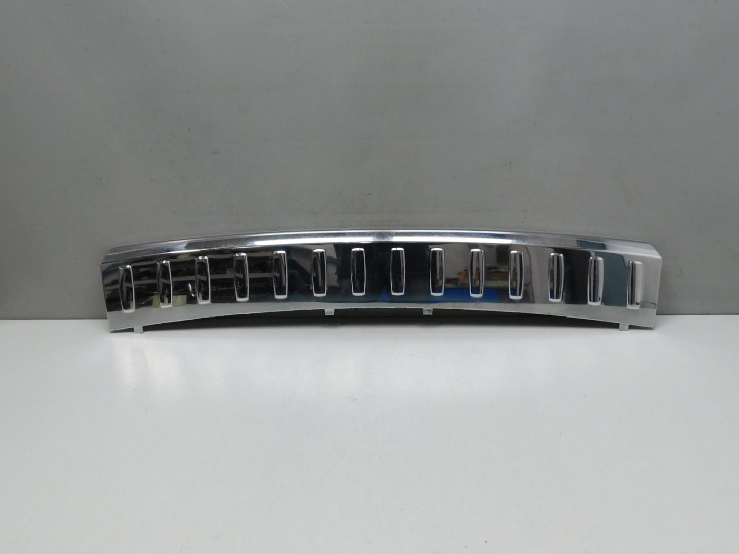 Накладка заднего бампера