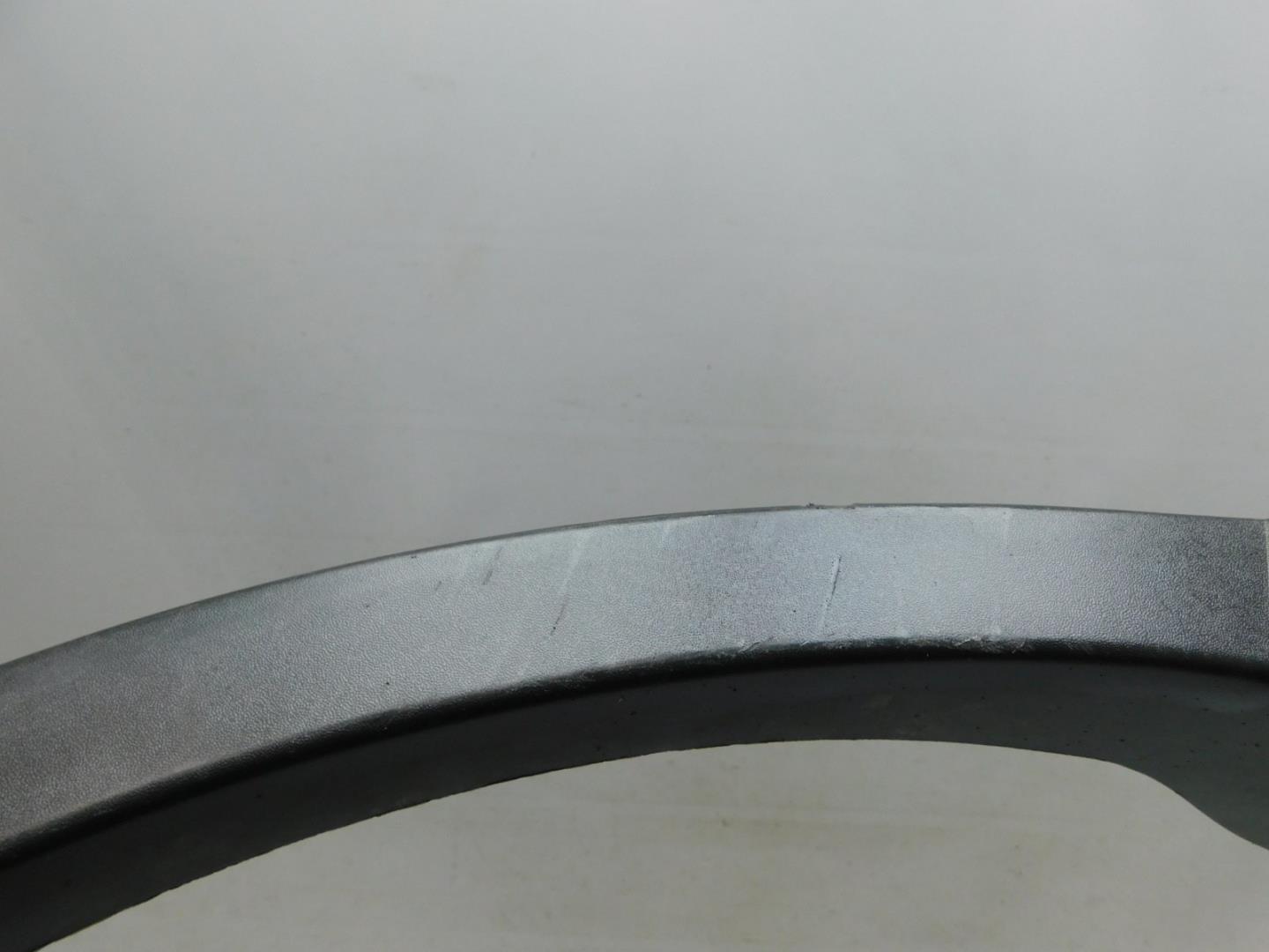 Накладка заднего крыла правого