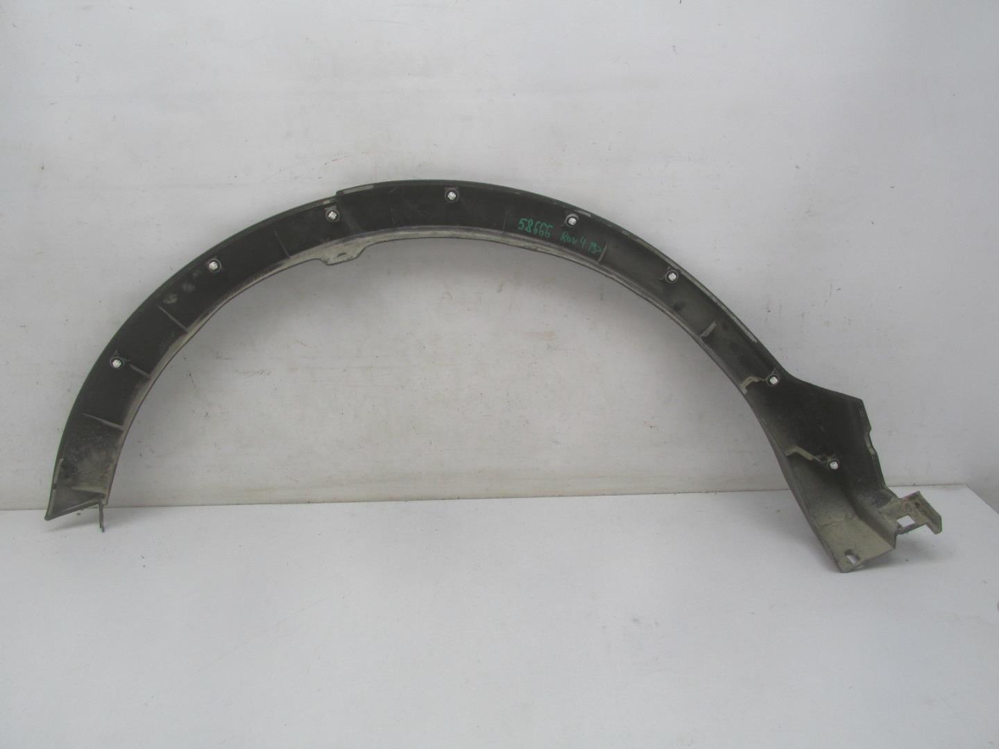 Накладка заднего крыла левого
