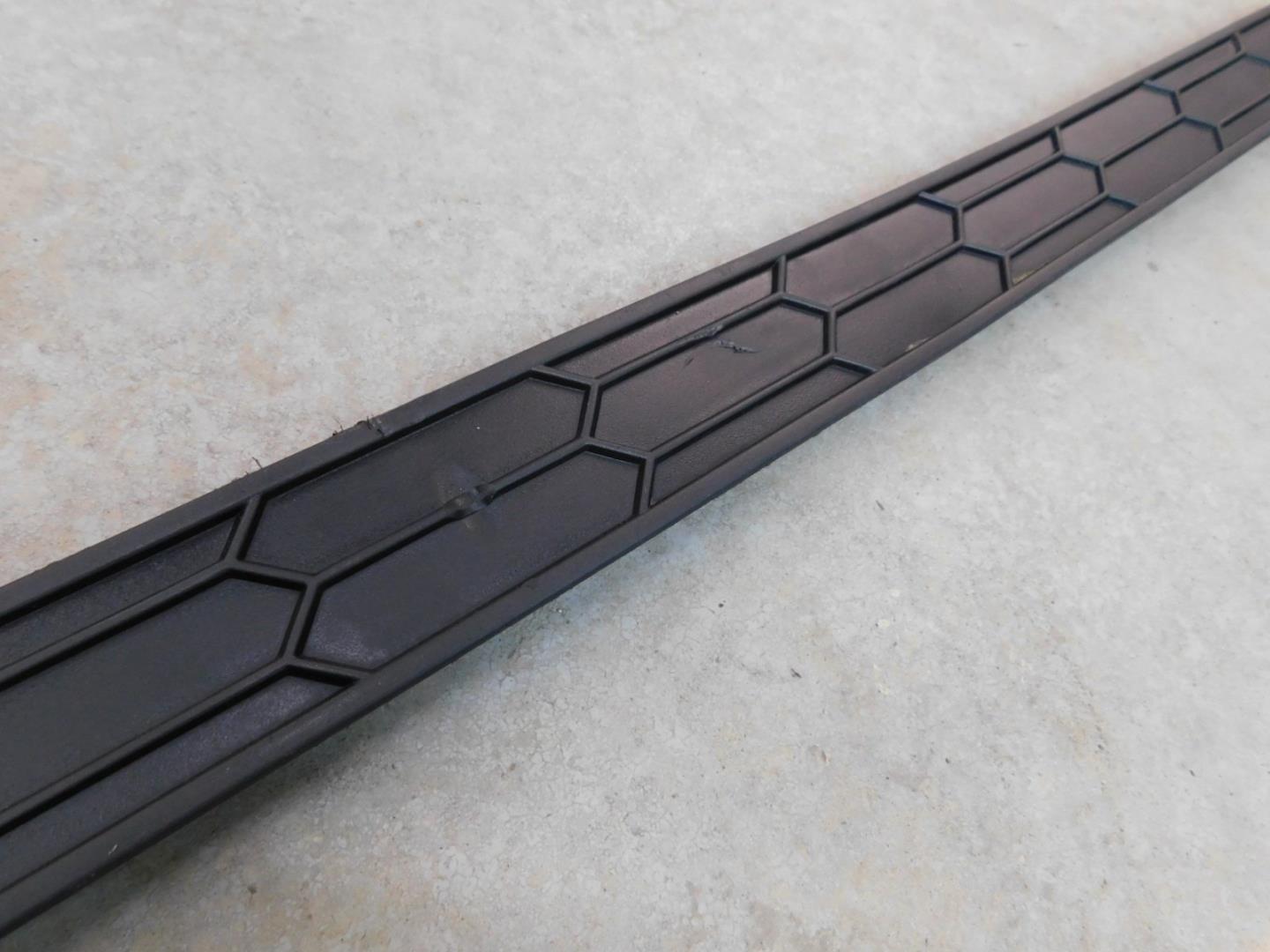 Накладка заднего бампера