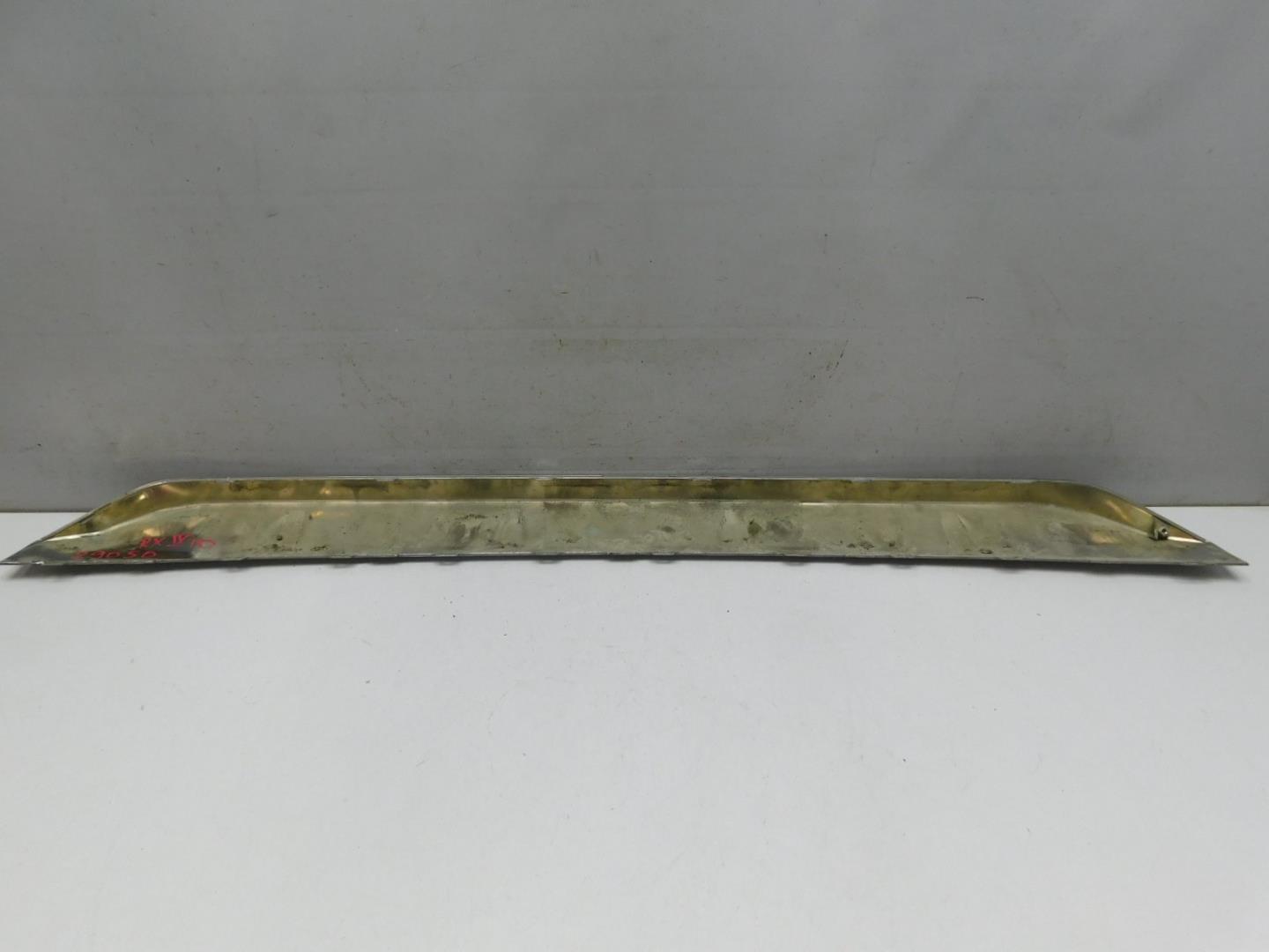 Накладка переднего бампера