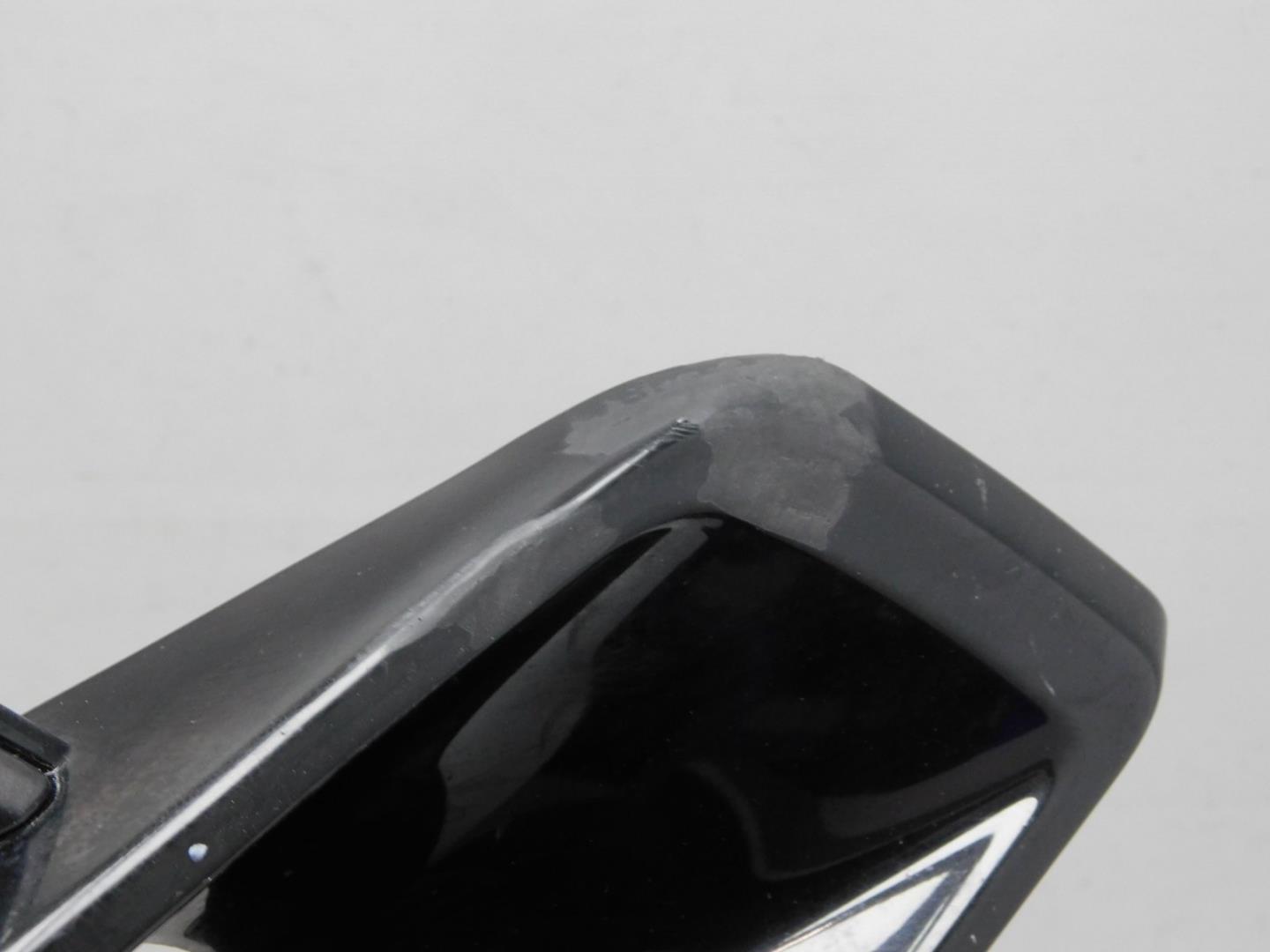 Решетка в бампер правая