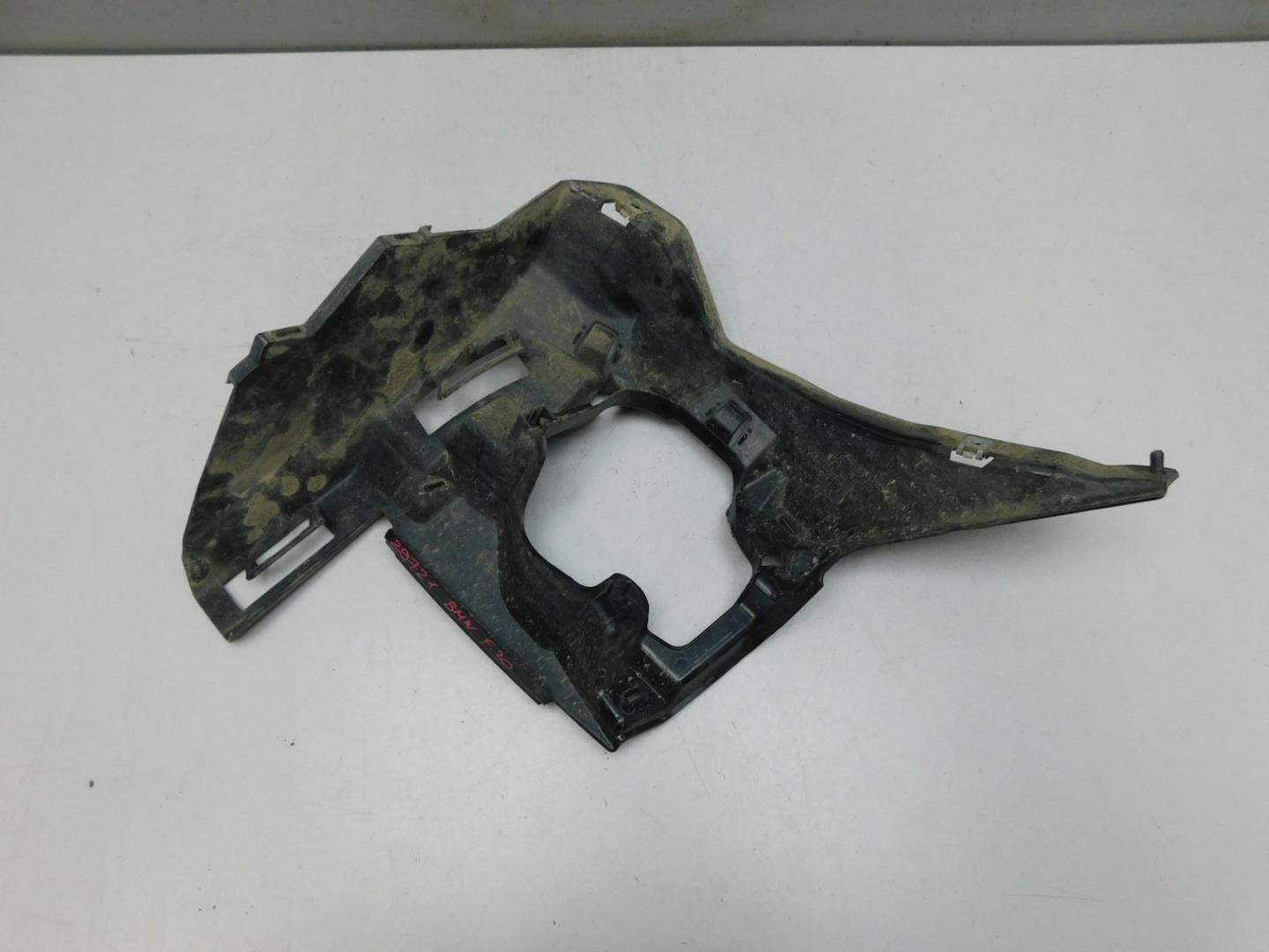 Кронштейн фары противотуманной левой