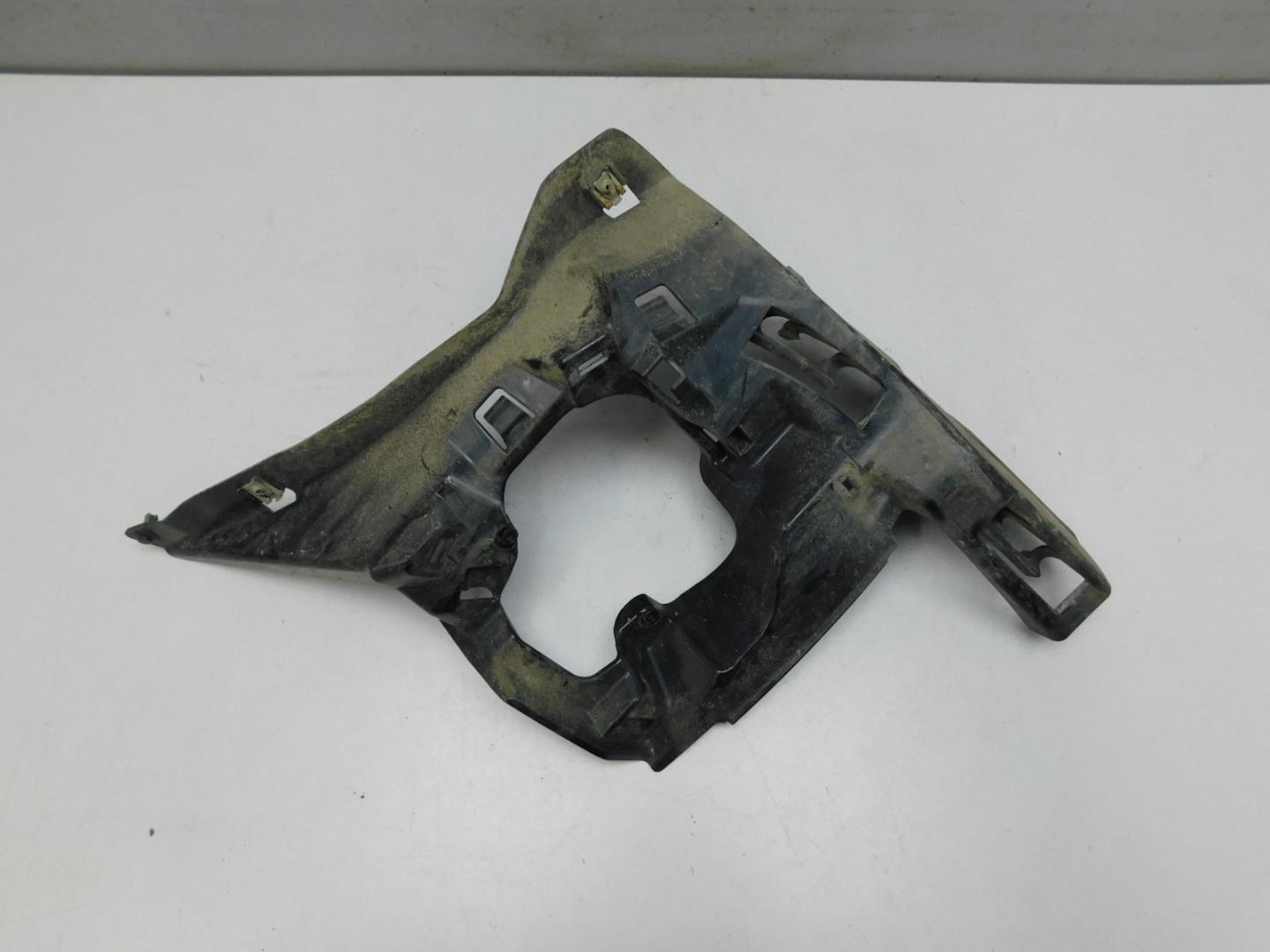 Кронштейн фары противотуманной левой