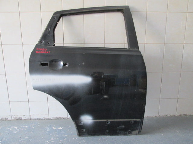 Дверь задняя правая