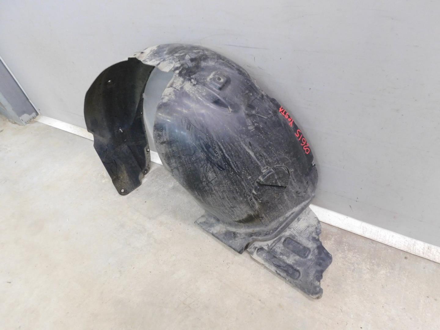 Локер передний левый