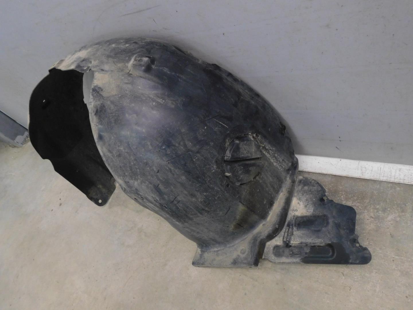 Локер передний левый