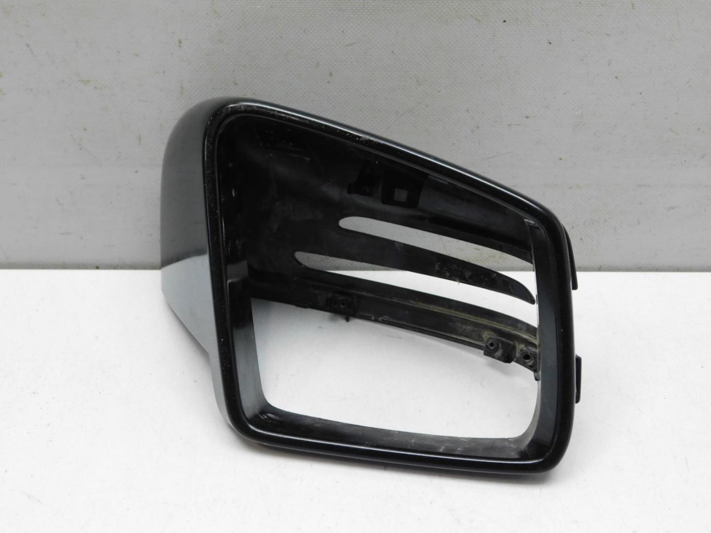 Накладка зеркала правого