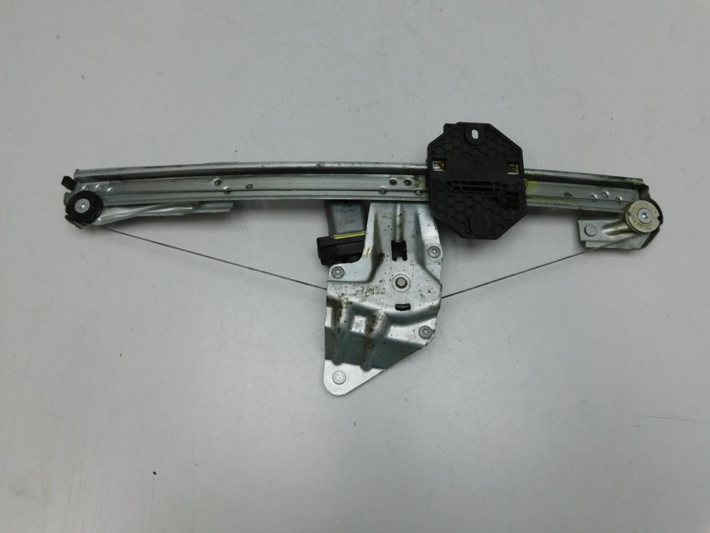 Стеклоподъемник электр. передний