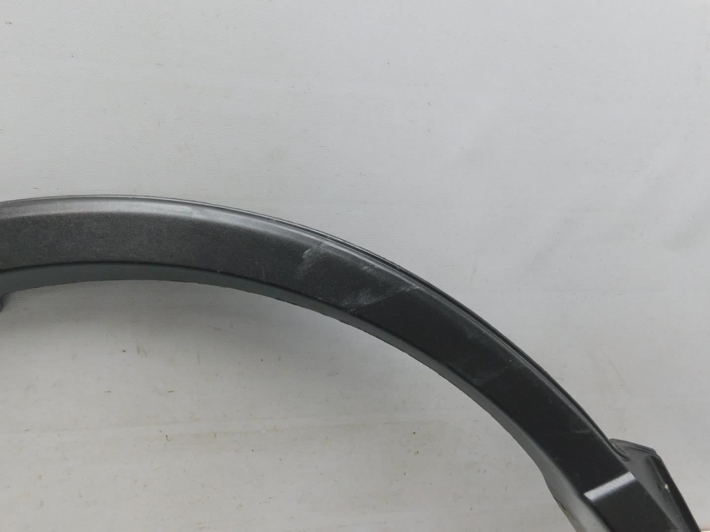 Накладка заднего крыла правого