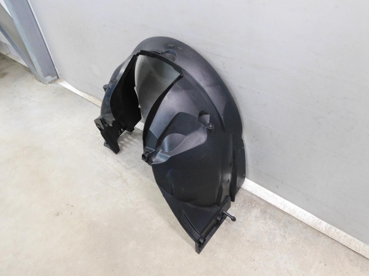 Локер передний правый