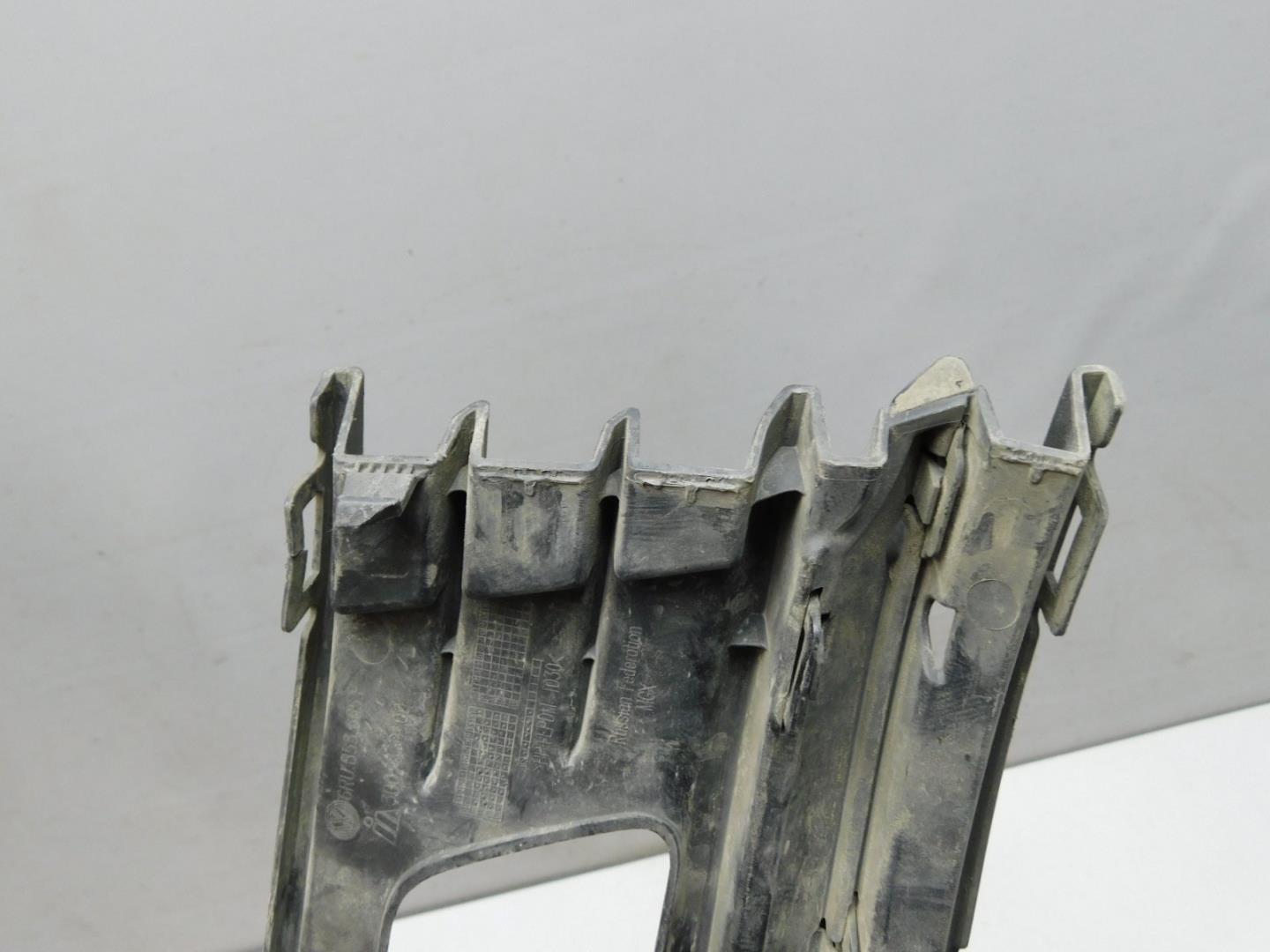 Решетка в бампер левая