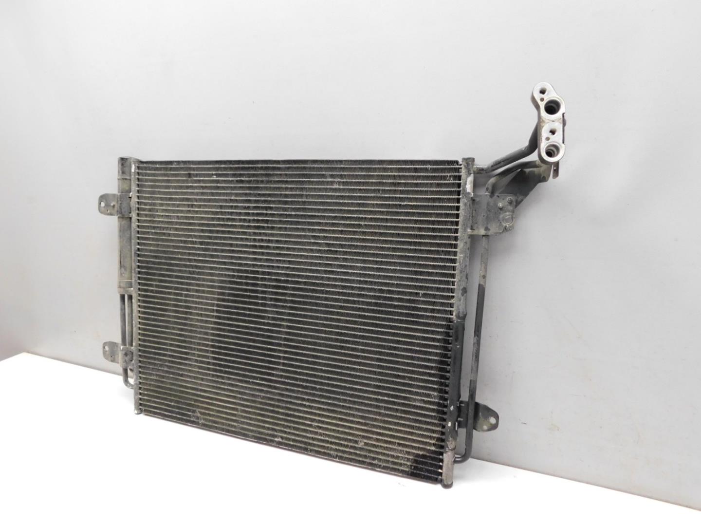 Радиатор кондиционера / конденсер