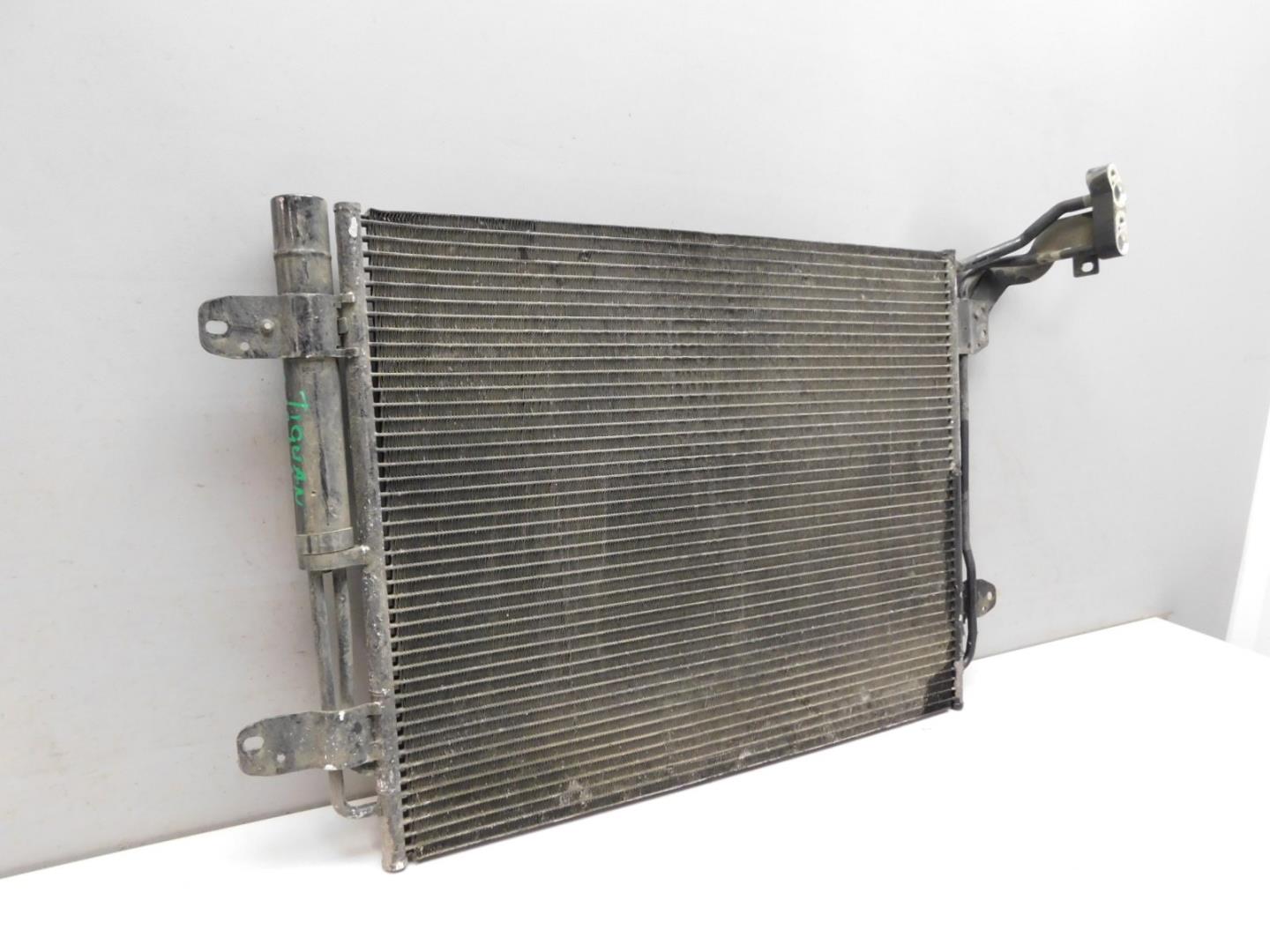 Радиатор кондиционера / конденсер